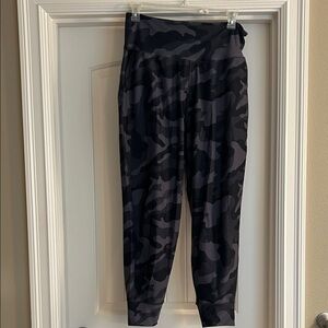 Black and Grey Camo Leggings